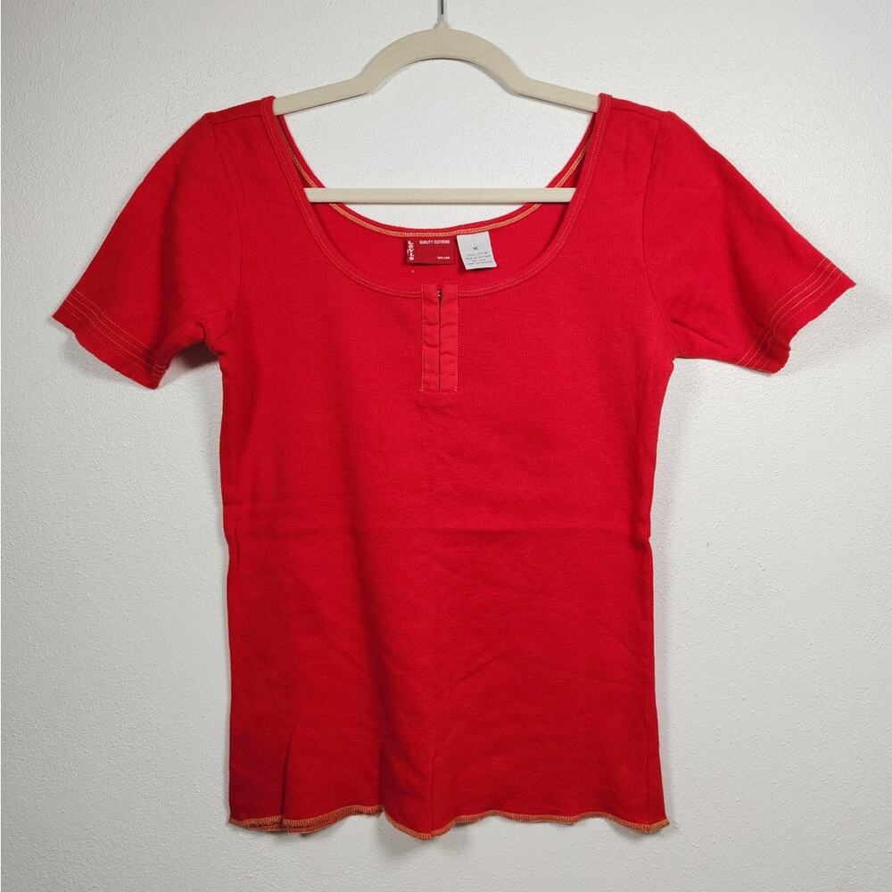 Vintage y2k Red Levi's Baby Tee Shirt Western Medium Cotton 90s Mom